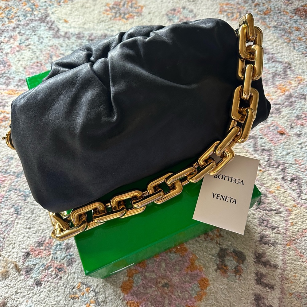 Bottega Veneta Black The Chain Pouch Shoulder Bag